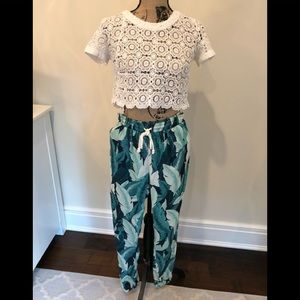 LF jogger pant with lace crop top